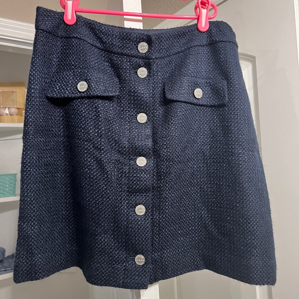 Navy blue Loft skirt